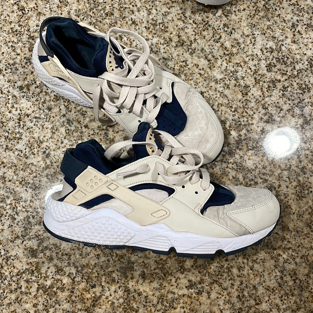 Nike Huaraches